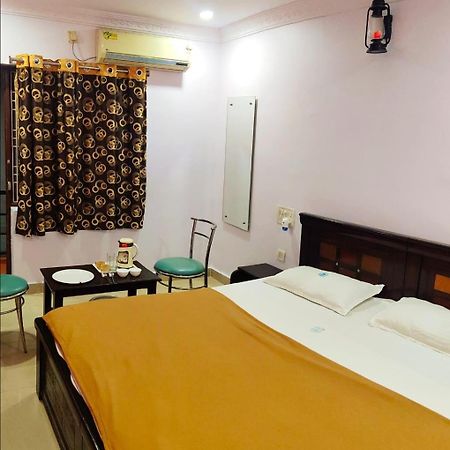 Sv Guest Rooms Visakhapatnam Exterior foto